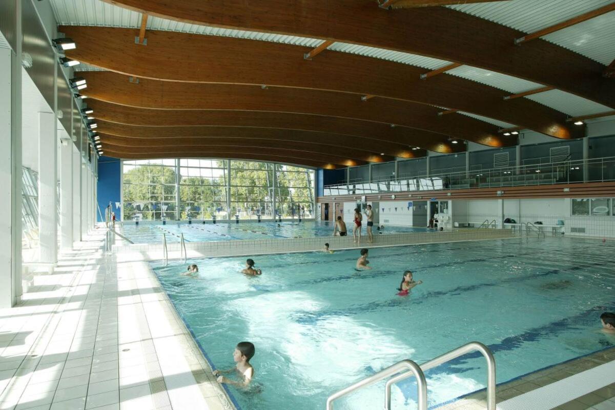 Bel Appartement En Coeur De Ville - 20 Minutes Du Pal Moulins  Kültér fotó